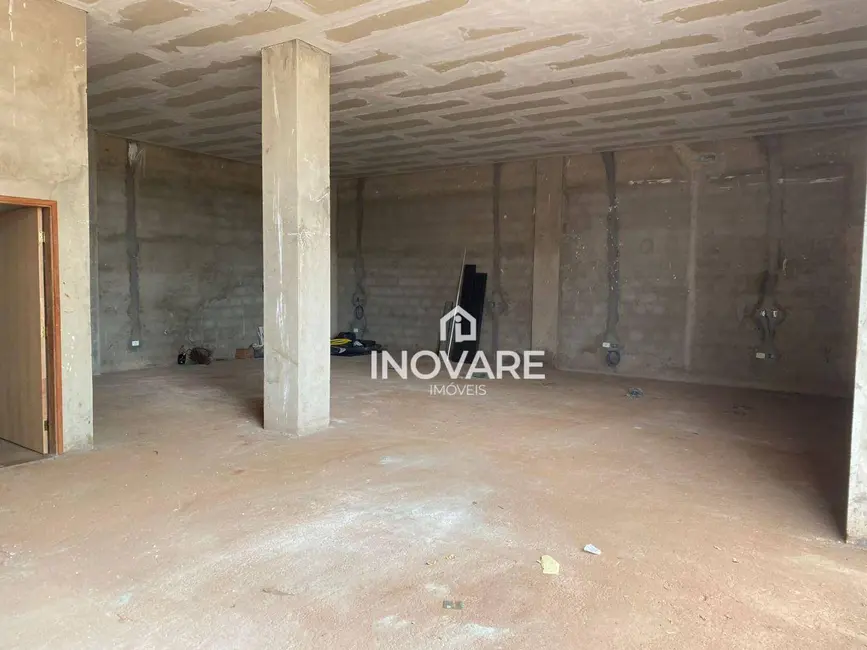 Armazém / Galpão à venda e para alugar, 376m2 em Setor Anhanguera, Itumbiara - GO - imagem 3 Foto 3 de Armazém / Galpão à venda e para alugar, 376m2 em Setor Anhanguera, Itumbiara - GO