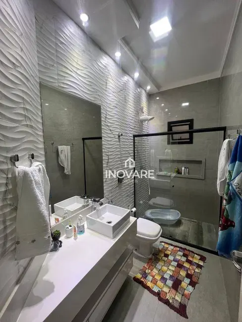 Casa com 3 quartos à venda, 300m2 em Jardim Morumbi, Itumbiara - GO - imagem 6 Foto 6 de Casa com 3 quartos à venda, 300m2 em Jardim Morumbi, Itumbiara - GO