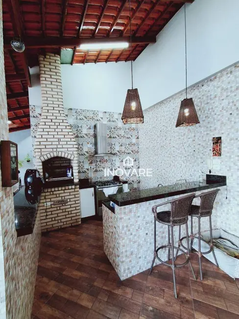 Casa com 4 quartos à venda, 396m2 em Setor Rodoviário, Itumbiara - GO - imagem 8 Foto 8 de Casa com 4 quartos à venda, 396m2 em Setor Rodoviário, Itumbiara - GO