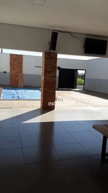 Foto 2 de Casa com 2 quartos à venda, 125m2 em Itumbiara - GO