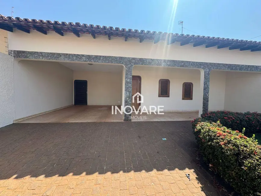 Casa com 3 quartos à venda, 360m2 em Itumbiara - GO - imagem 5 Foto 5 de Casa com 3 quartos à venda, 360m2 em Itumbiara - GO