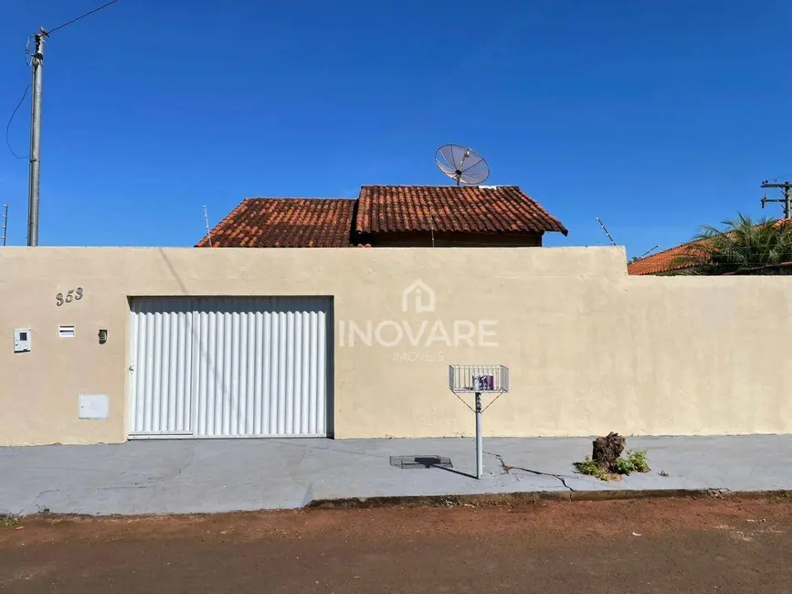 Foto 1 de Casa com 2 quartos para alugar, 240m2 em Setor Buritys, Itumbiara - GO