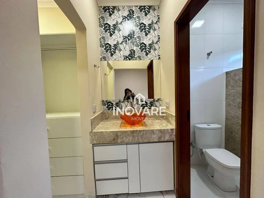 Casa de Condomínio com 3 quartos à venda, 327m2 em Arapora - MG - imagem 7 Foto 7 de Casa de Condomínio com 3 quartos à venda, 327m2 em Arapora - MG