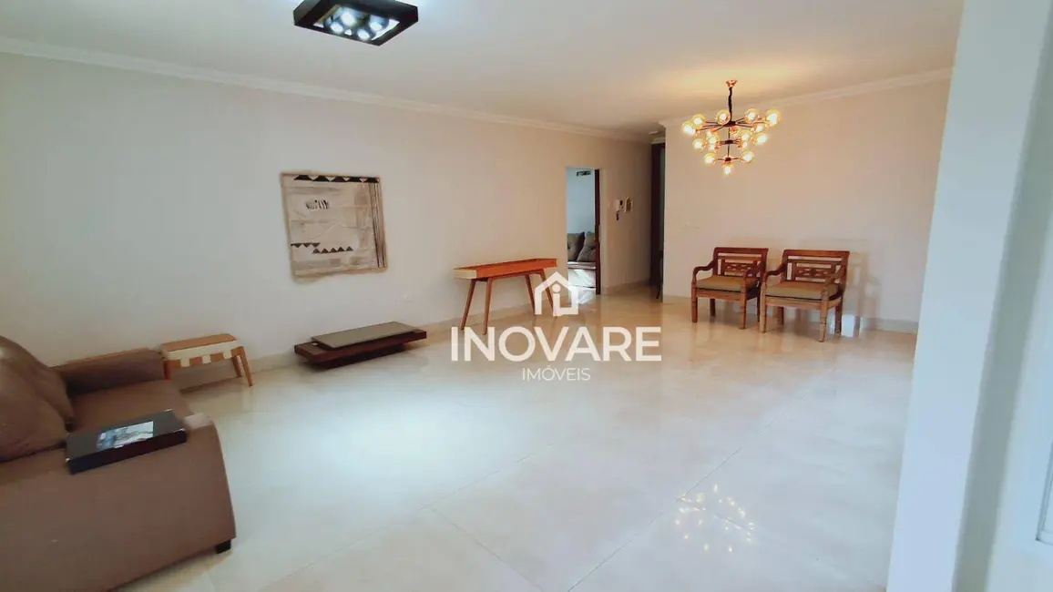 Foto 3 de Casa com 3 quartos à venda, 360m2 em Alto da Boa Vista, Itumbiara - GO