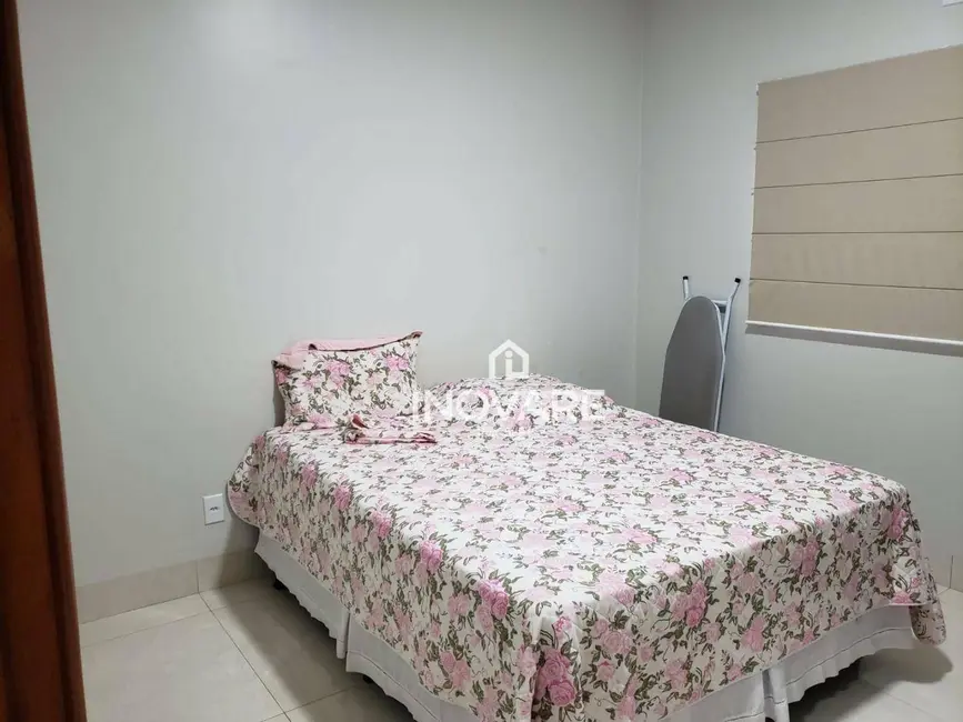 Casa com 3 quartos à venda, 250m2 em Itumbiara - GO - imagem 5 Foto 5 de Casa com 3 quartos à venda, 250m2 em Itumbiara - GO