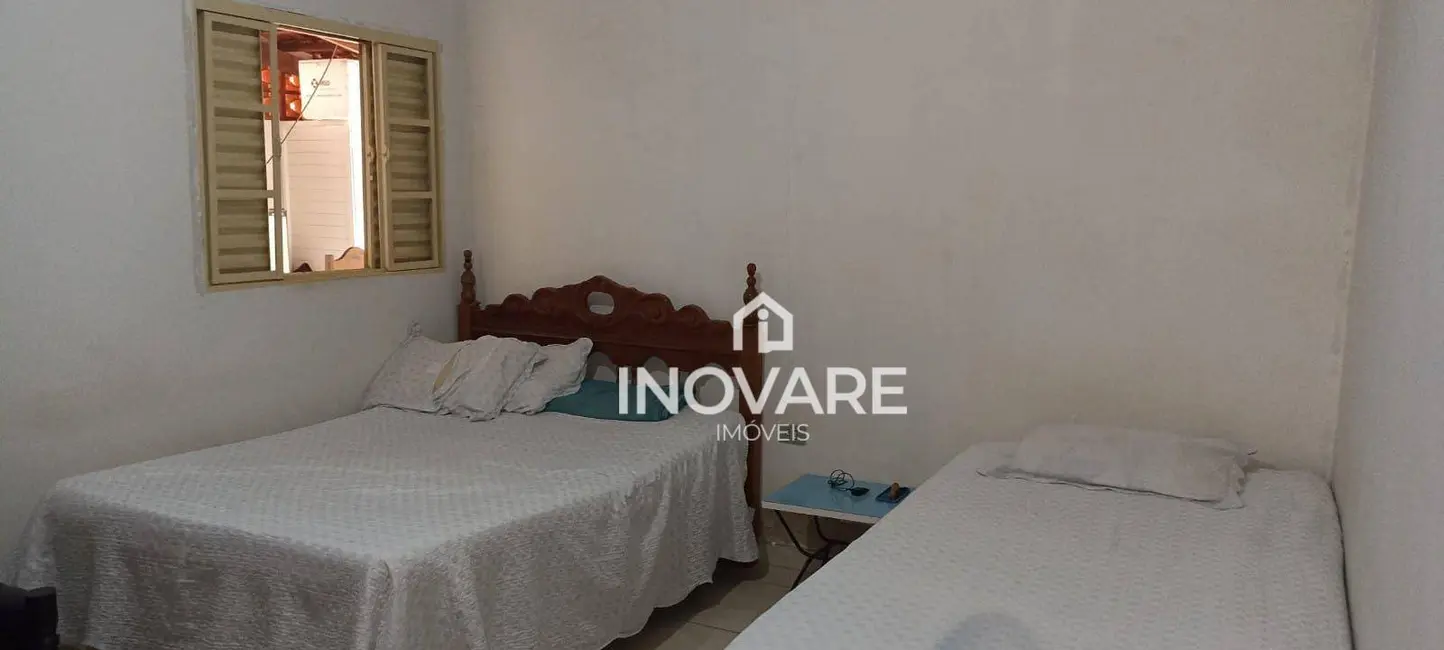 Foto 5 de Casa com 3 quartos à venda, 360m2 em Itumbiara - GO
