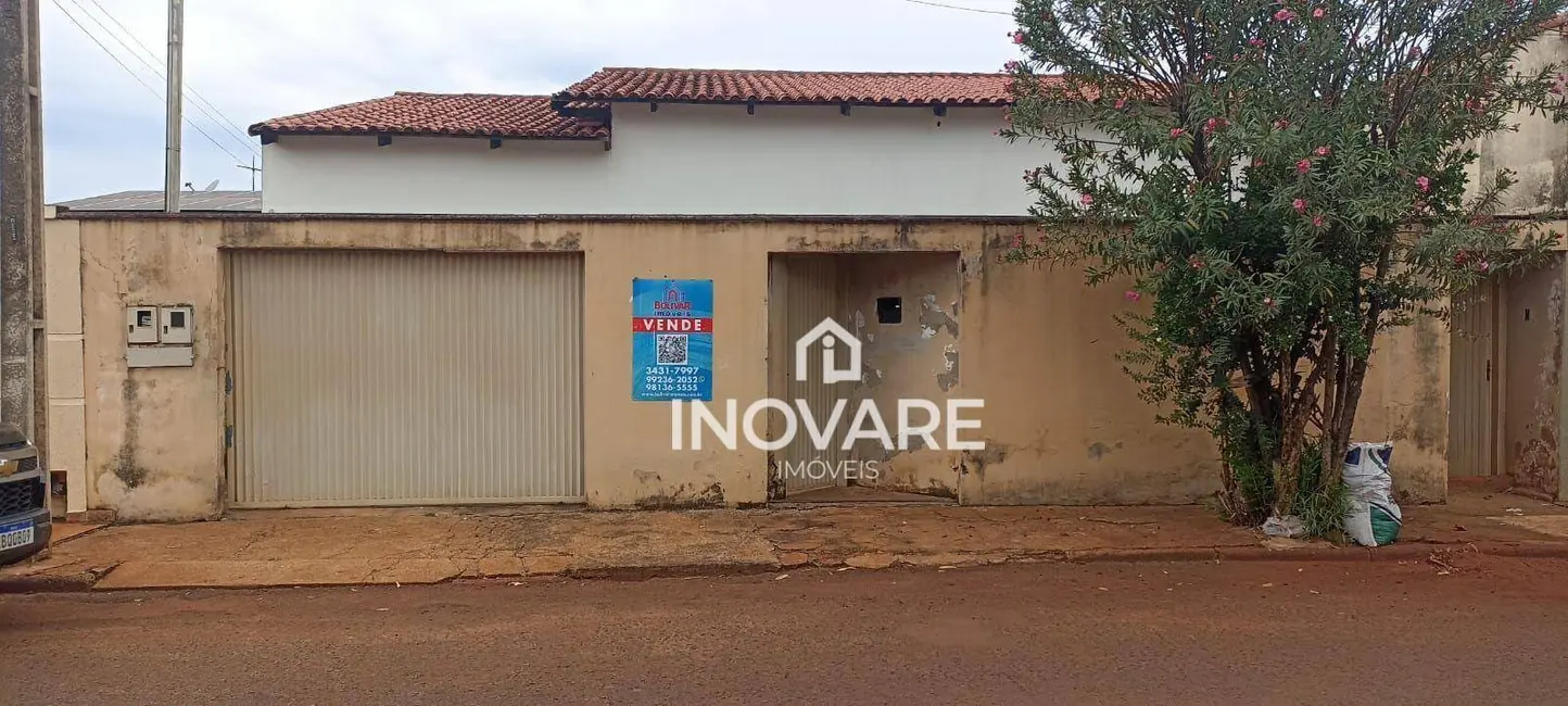 Foto 1 de Casa com 3 quartos à venda, 360m2 em Itumbiara - GO