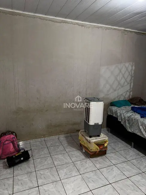Casa com 3 quartos à venda, 300m2 em Arapora - MG - imagem 7 Foto 7 de Casa com 3 quartos à venda, 300m2 em Arapora - MG