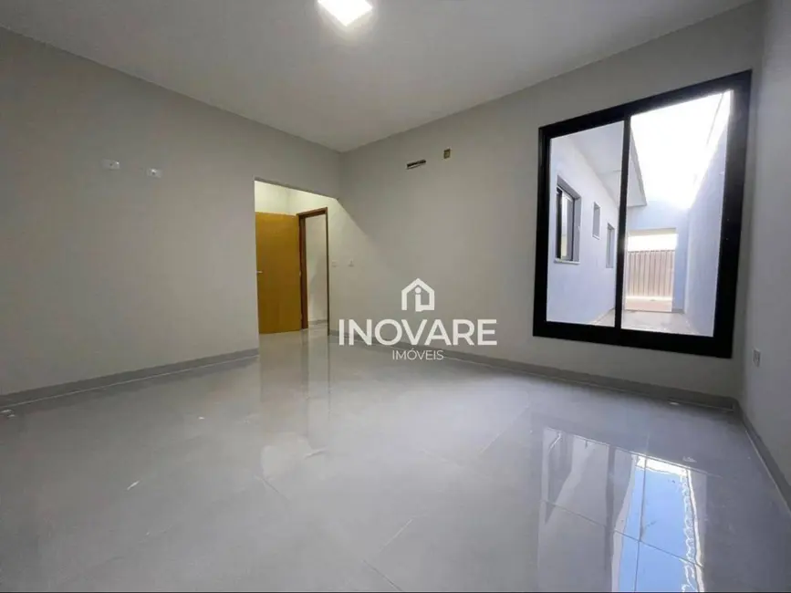 Foto 2 de Casa com 3 quartos à venda, 172m2 em Residencial Beira Rio I, Itumbiara - GO