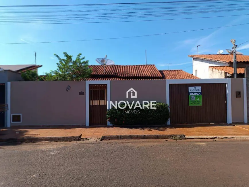 Foto 1 de Casa com 3 quartos à venda, 300m2 em Jardim Adelaide, Itumbiara - GO