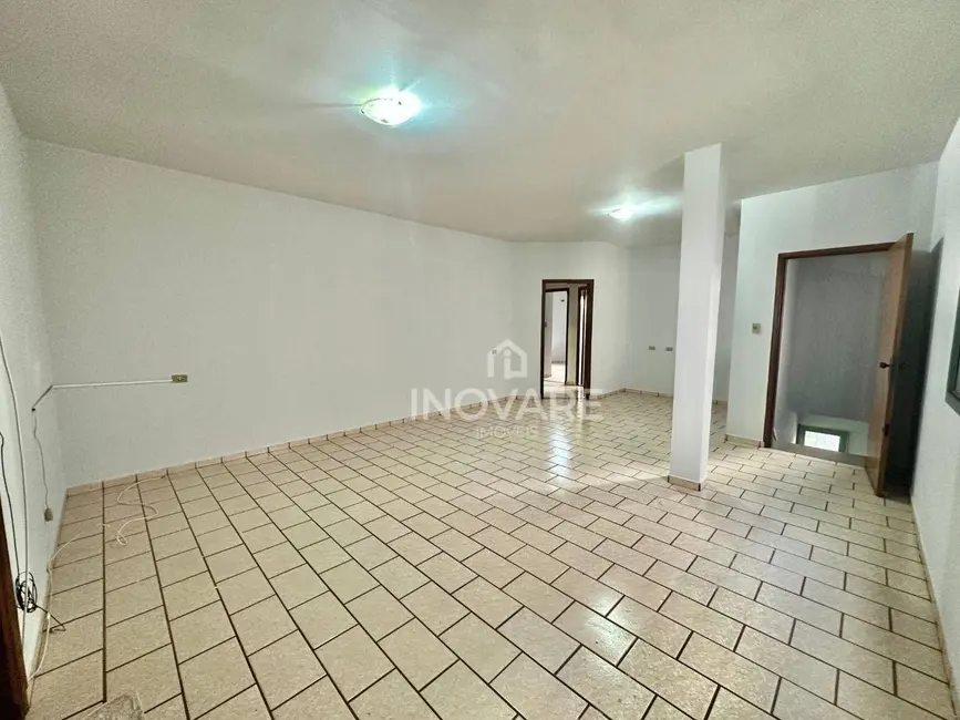 Foto 4 de Apartamento com 3 quartos para alugar, 100m2 em Setor Anhanguera, Itumbiara - GO