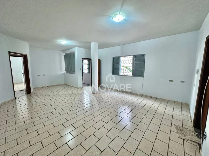 Foto 3 de Apartamento com 3 quartos para alugar, 100m2 em Setor Anhanguera, Itumbiara - GO