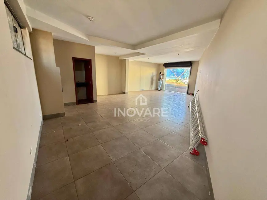 Sala Comercial para alugar, 80m2 em Itumbiara - GO - imagem 4 Foto 4 de Sala Comercial para alugar, 80m2 em Itumbiara - GO