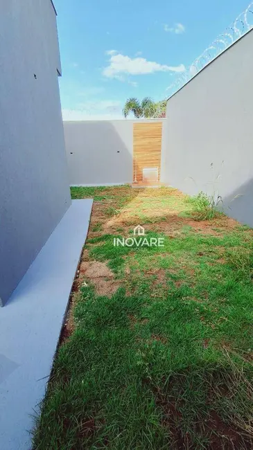 Casa com 3 quartos à venda, 250m2 em Itumbiara - GO - imagem 7 Foto 7 de Casa com 3 quartos à venda, 250m2 em Itumbiara - GO