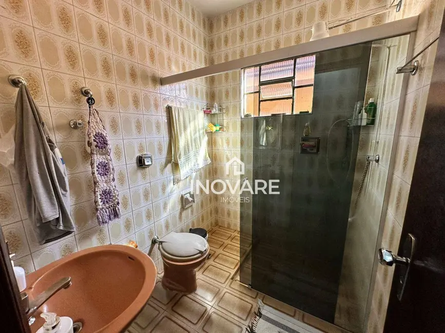 Casa com 3 quartos à venda, 220m2 em Itumbiara - GO - imagem 5 Foto 5 de Casa com 3 quartos à venda, 220m2 em Itumbiara - GO