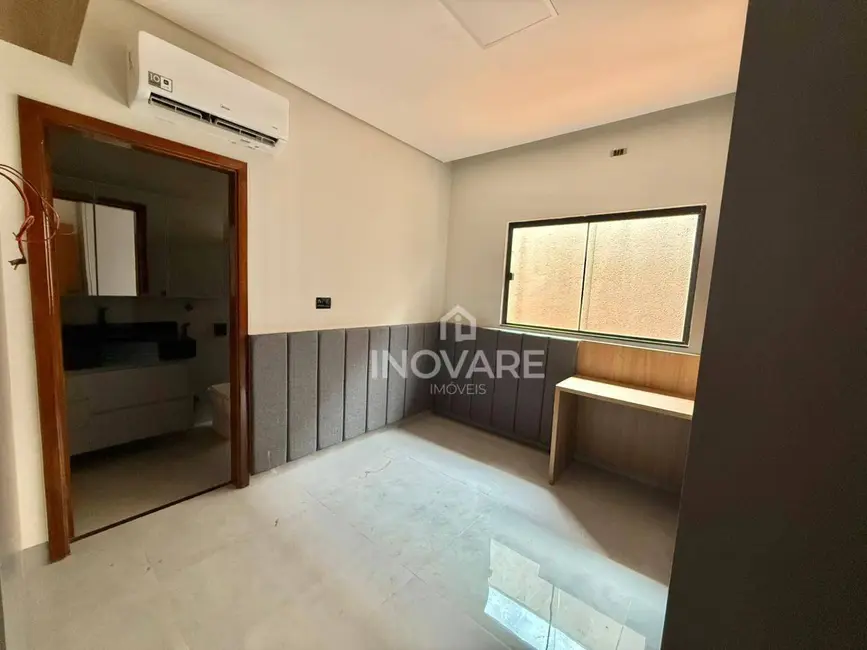 Foto 9 de Casa com 3 quartos à venda, 360m2 em Itumbiara - GO