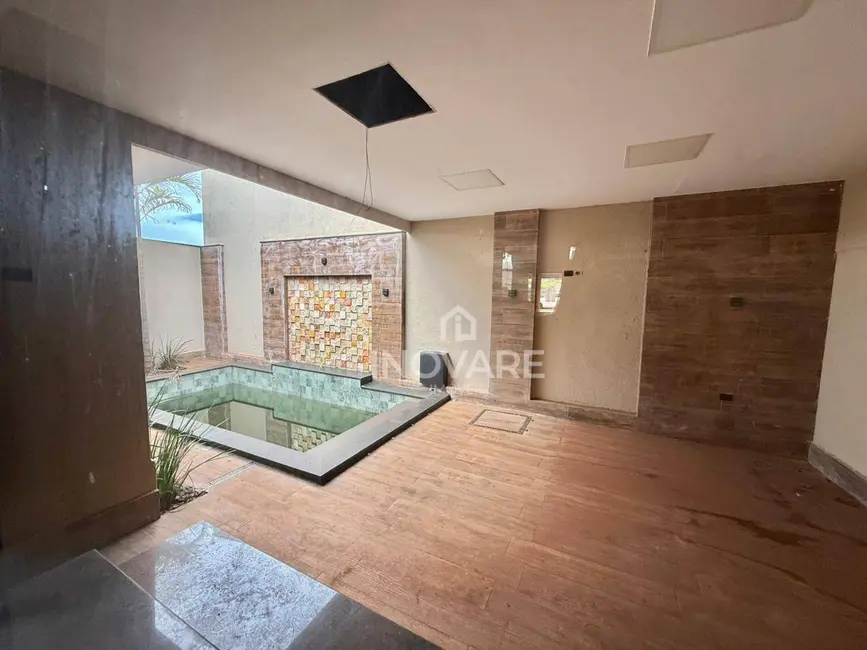 Foto 4 de Casa com 3 quartos à venda, 360m2 em Itumbiara - GO