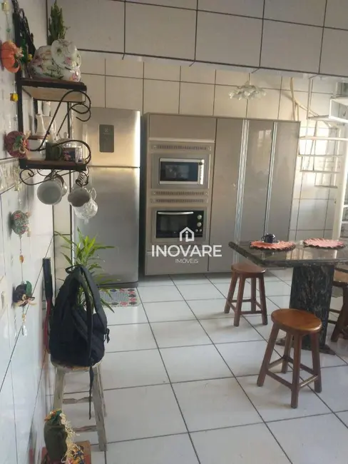Foto 4 de Casa com 2 quartos à venda, 360m2 em Itumbiara - GO