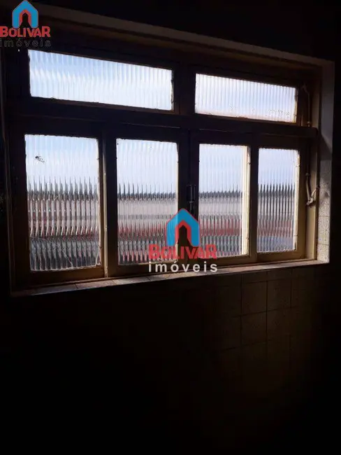 Apartamento com 3 quartos para alugar, 80m2 em Itumbiara - GO - imagem 4 Foto 4 de Apartamento com 3 quartos para alugar, 80m2 em Itumbiara - GO