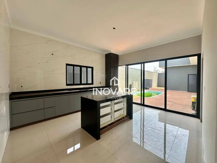 Foto 4 de Casa com 2 quartos à venda, 360m2 em Itumbiara - GO