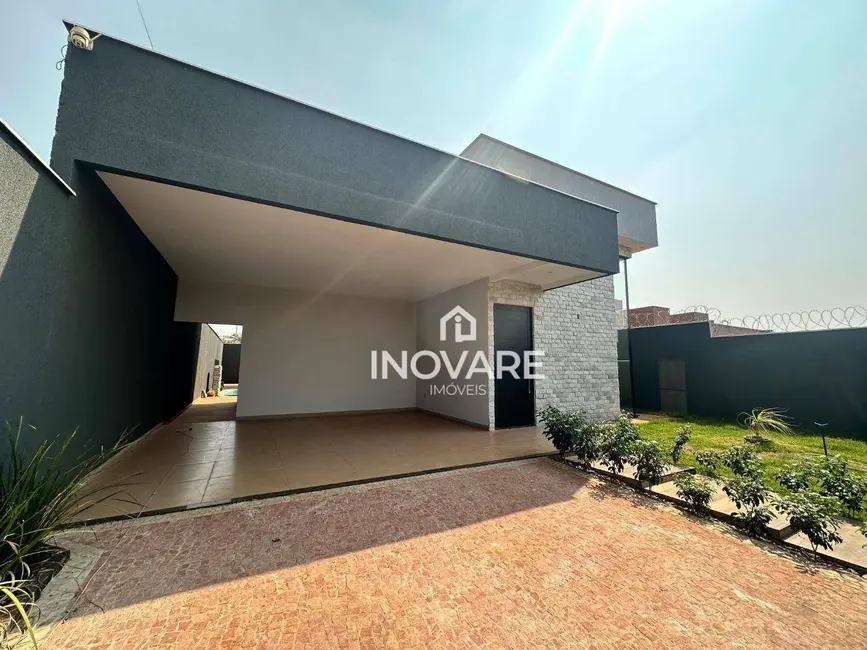 Foto 2 de Casa com 2 quartos à venda, 360m2 em Itumbiara - GO