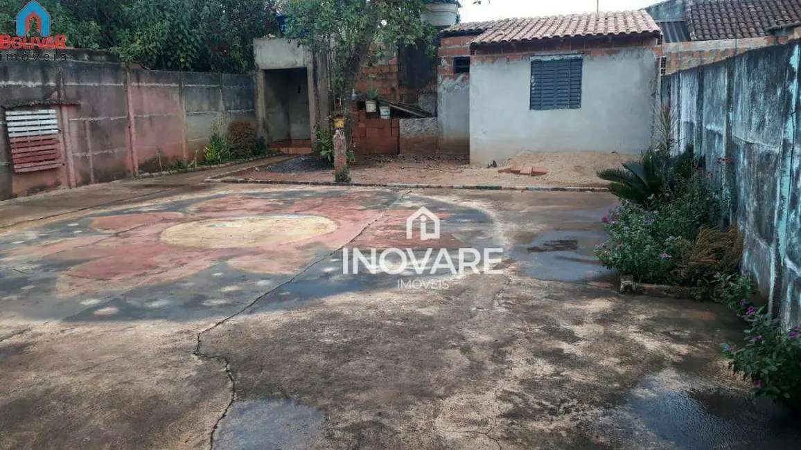 Foto 4 de Casa com 2 quartos à venda, 250m2 em Itumbiara - GO