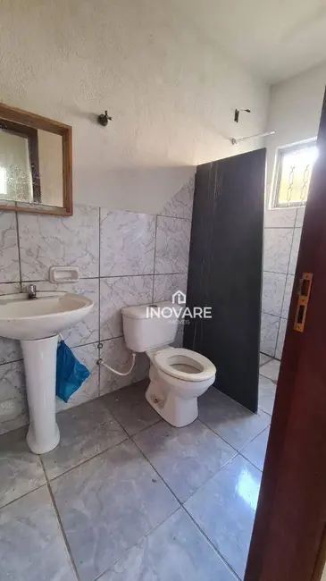Casa com 2 quartos para alugar, 385m2 em Jardim Leonora, Itumbiara - GO - imagem 6 Foto 6 de Casa com 2 quartos para alugar, 385m2 em Jardim Leonora, Itumbiara - GO
