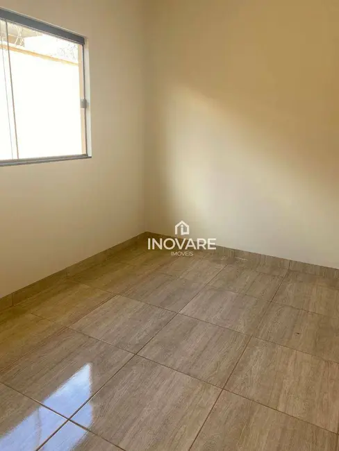 Casa com 3 quartos à venda, 180m2 em Itumbiara - GO - imagem 4 Foto 4 de Casa com 3 quartos à venda, 180m2 em Itumbiara - GO