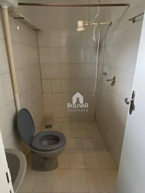 Foto 4 de Casa com 2 quartos para alugar, 216m2 em Itumbiara - GO
