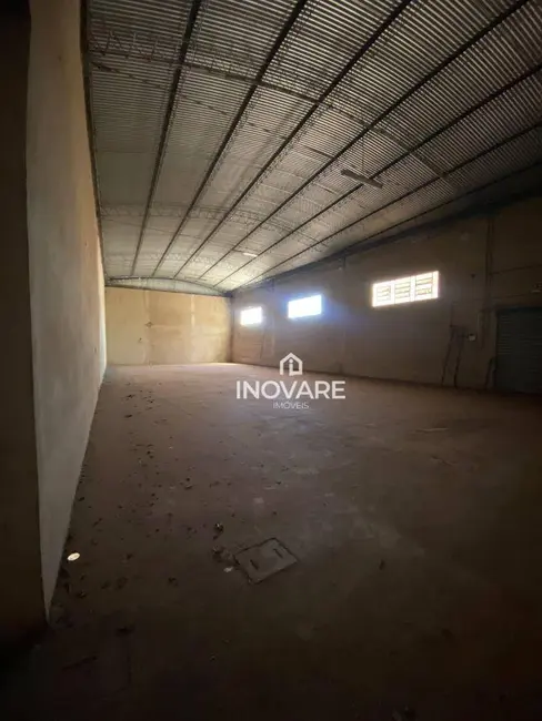 Armazém / Galpão para alugar, 360m2 em Setor Trindade, Itumbiara - GO - imagem 3 Foto 3 de Armazém / Galpão para alugar, 360m2 em Setor Trindade, Itumbiara - GO