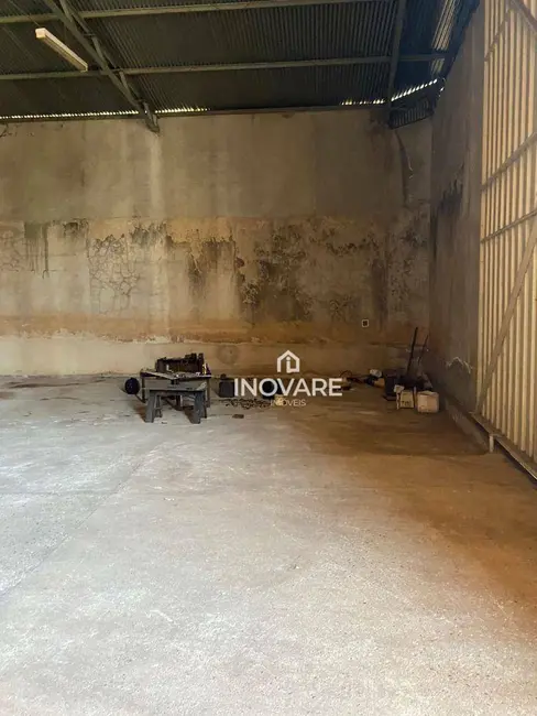 Armazém / Galpão para alugar, 270m2 em Setor Trindade, Itumbiara - GO - imagem 2 Foto 2 de Armazém / Galpão para alugar, 270m2 em Setor Trindade, Itumbiara - GO