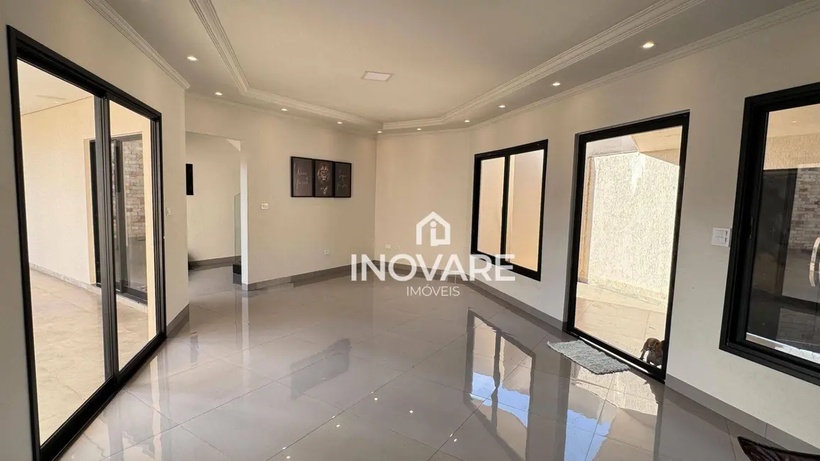 Casa com 4 quartos à venda, 400m2 em Residencial Jardim Primavera, Itumbiara - GO - imagem 6 Foto 6 de Casa com 4 quartos à venda, 400m2 em Residencial Jardim Primavera, Itumbiara - GO