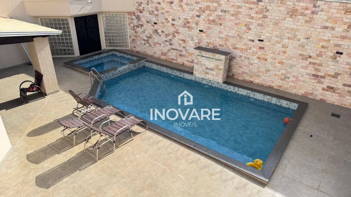 Casa com 4 quartos à venda, 400m2 em Residencial Jardim Primavera, Itumbiara - GO - imagem 8 Foto 8 de Casa com 4 quartos à venda, 400m2 em Residencial Jardim Primavera, Itumbiara - GO