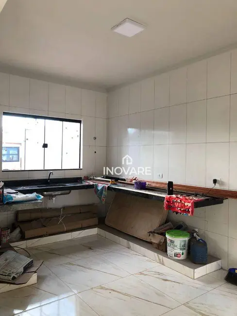 Foto 3 de Casa com 3 quartos à venda, 180m2 em Itumbiara - GO