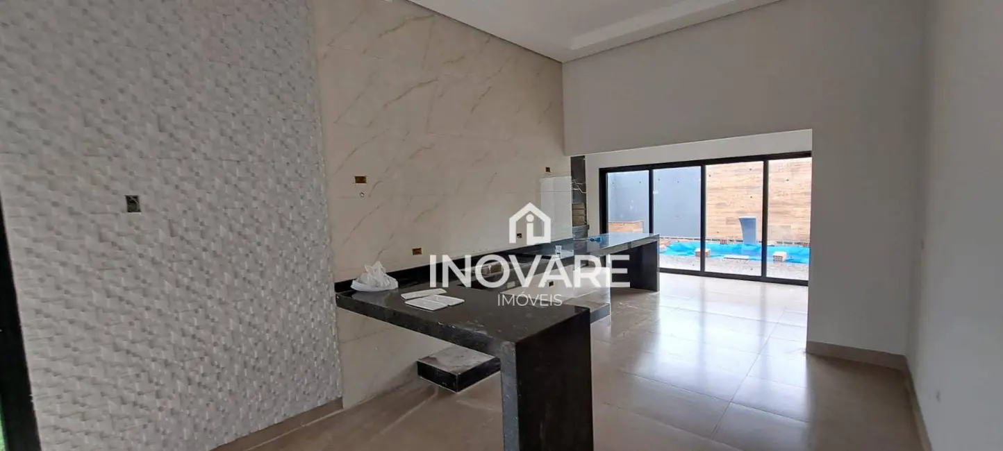 Casa com 3 quartos à venda, 364m2 em Itumbiara - GO - imagem 4 Foto 4 de Casa com 3 quartos à venda, 364m2 em Itumbiara - GO
