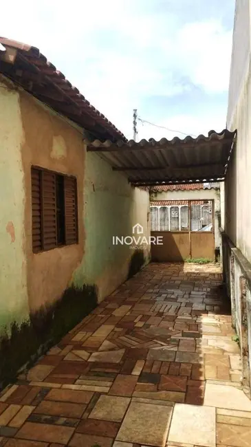 Foto 2 de Casa com 3 quartos à venda, 360m2 em Setor Rodoviário, Itumbiara - GO