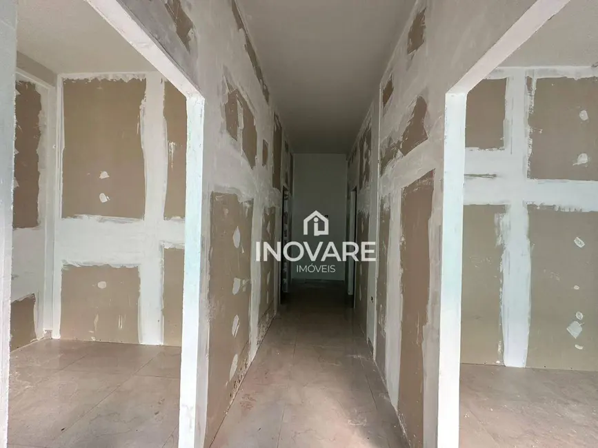 Sala Comercial para alugar, 35m2 em Itumbiara - GO - imagem 3 Foto 3 de Sala Comercial para alugar, 35m2 em Itumbiara - GO