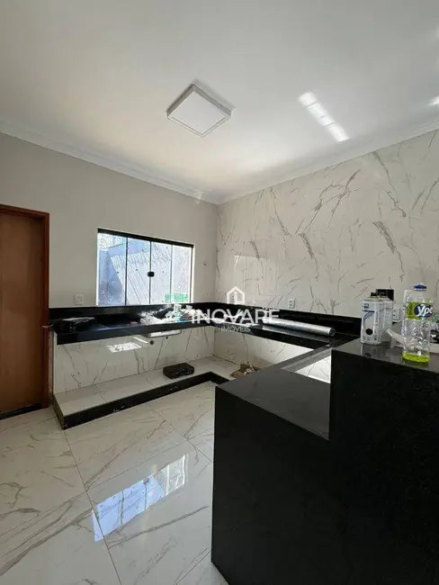 Foto 6 de Casa com 3 quartos à venda, 300m2 em Itumbiara - GO