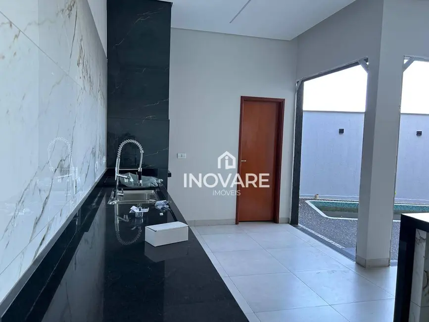 Foto 3 de Casa com 3 quartos à venda, 250m2 em Residencial Beira Rio I, Itumbiara - GO