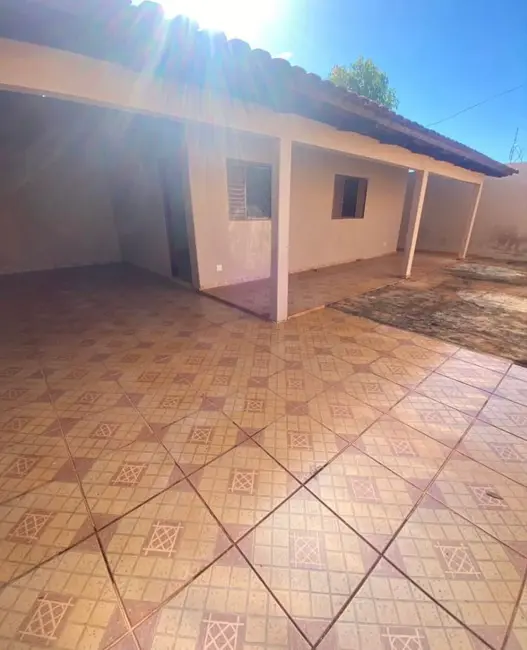 Foto 3 de Casa com 3 quartos para alugar, 396m2 em Itumbiara - GO