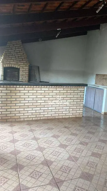 Foto 1 de Casa com 3 quartos à venda, 396m2 em Itumbiara - GO