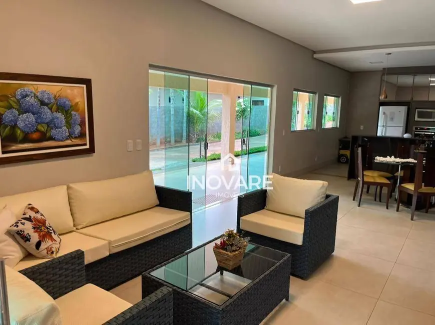 Sítio / Rancho com 6 quartos à venda, 5000m2 em Buriti Alegre - GO - imagem 5 Foto 5 de Sítio / Rancho com 6 quartos à venda, 5000m2 em Buriti Alegre - GO