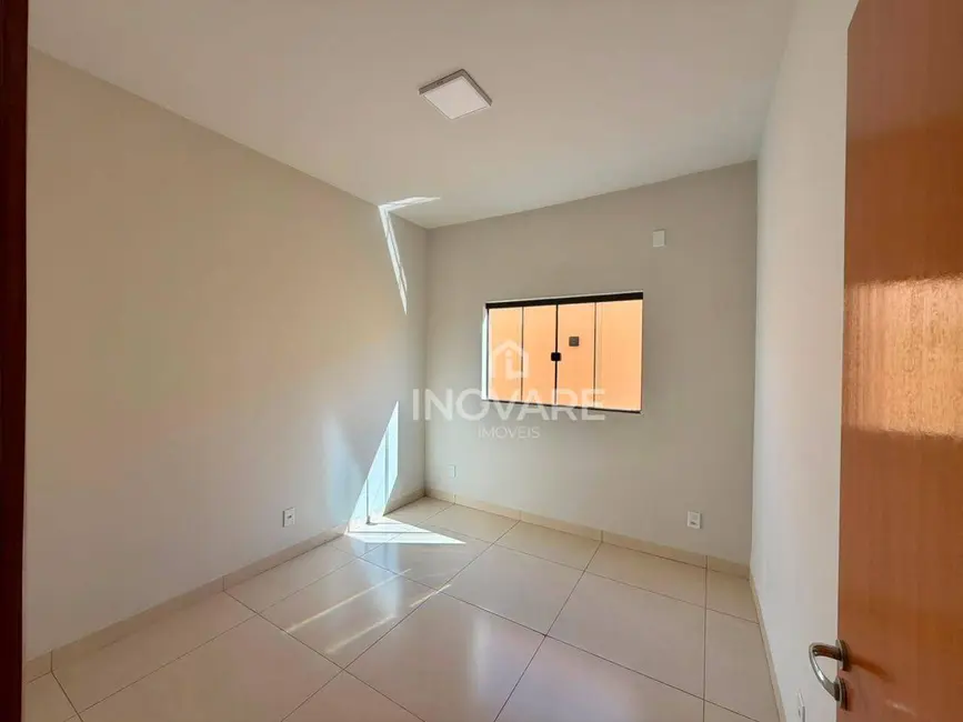 Foto 4 de Casa com 3 quartos à venda, 180m2 em Jardim Liberdade, Itumbiara - GO