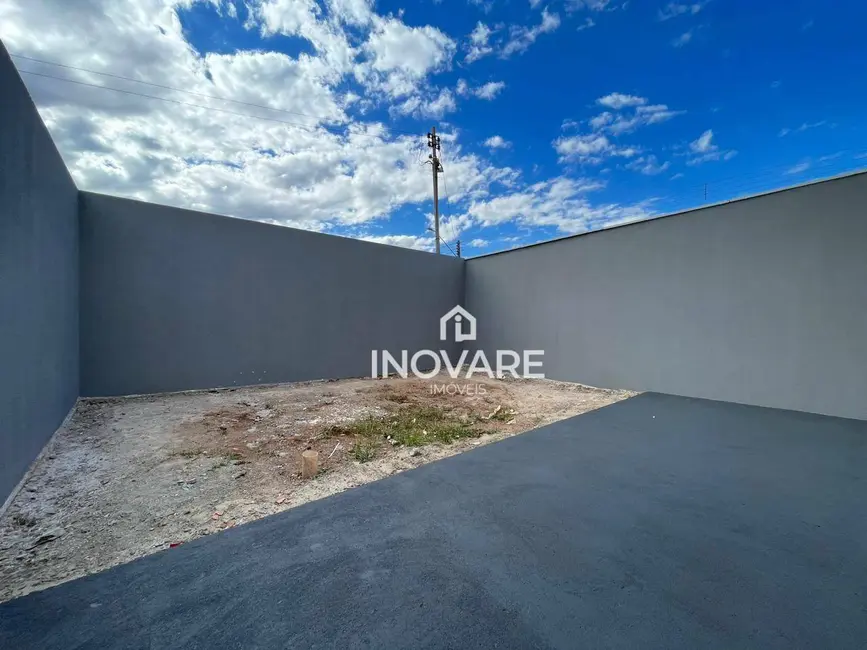 Casa com 3 quartos à venda, 180m2 em Itumbiara - GO - imagem 8 Foto 8 de Casa com 3 quartos à venda, 180m2 em Itumbiara - GO