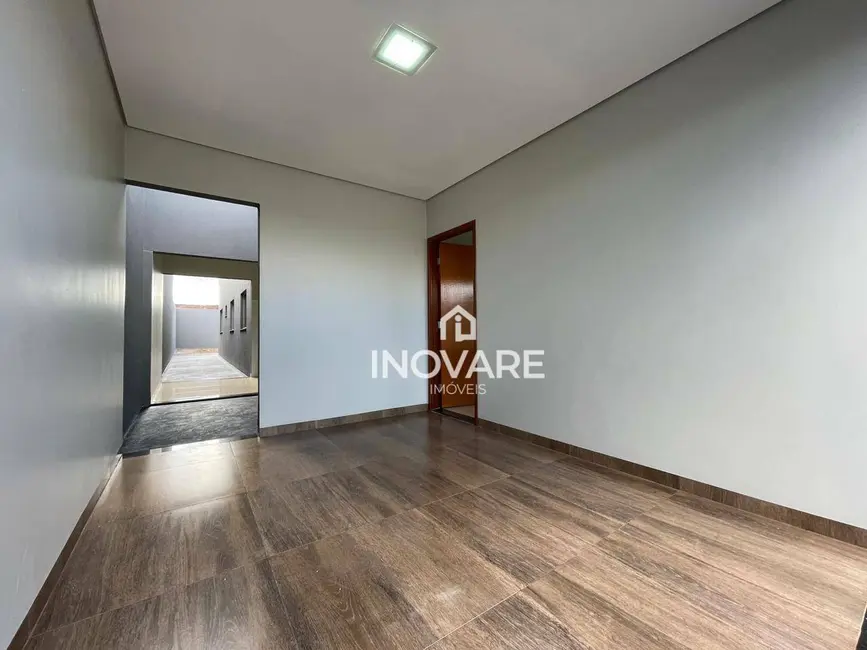 Casa com 3 quartos à venda, 180m2 em Itumbiara - GO - imagem 2 Foto 2 de Casa com 3 quartos à venda, 180m2 em Itumbiara - GO