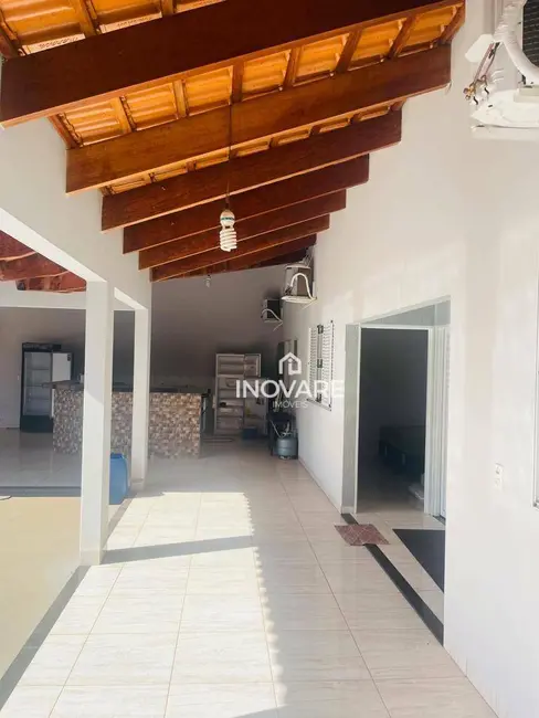 Sítio / Rancho com 3 quartos à venda, 100m2 em Buriti Alegre - GO - imagem 7 Foto 7 de Sítio / Rancho com 3 quartos à venda, 100m2 em Buriti Alegre - GO