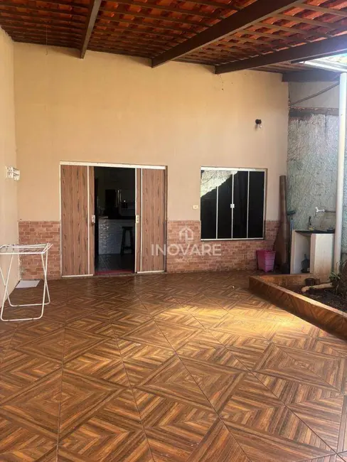 Foto 3 de Kitnet com 1 quarto para alugar, 60m2 em Setor Luz, Itumbiara - GO