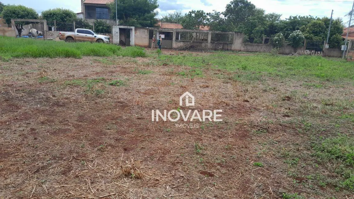 Foto 1 de Sítio / Rancho à venda, 375m2 em Arapora - MG