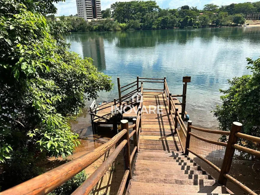 Foto 1 de Casa de Condomínio com 3 quartos à venda, 300m2 em Arapora - MG