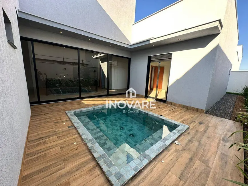 Casa de Condomínio com 3 quartos à venda, 300m2 em Arapora - MG - imagem 4 Foto 4 de Casa de Condomínio com 3 quartos à venda, 300m2 em Arapora - MG